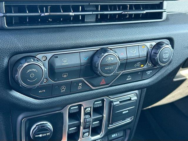 Jeep Wrangler Willys 4Wd - Thumbnail 11