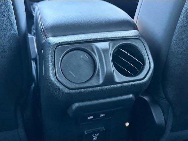 Jeep Wrangler Rubicon X With Navigation & 4Wd - Thumbnail 19