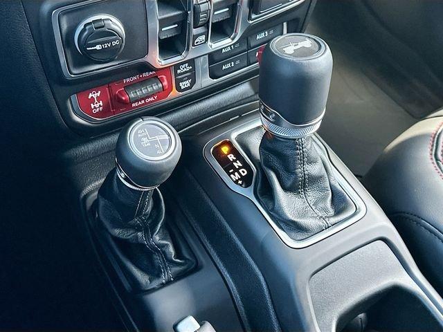 Jeep Wrangler 392 With Navigation & 4Wd - Thumbnail 13