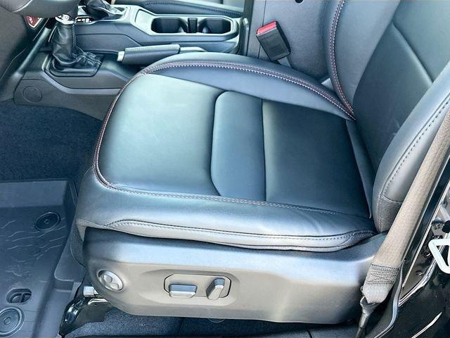 Jeep Wrangler 392 With Navigation & 4Wd - Thumbnail 15