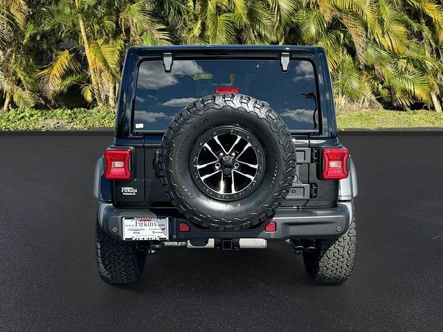 Jeep Wrangler 392 With Navigation & 4Wd - Thumbnail 5