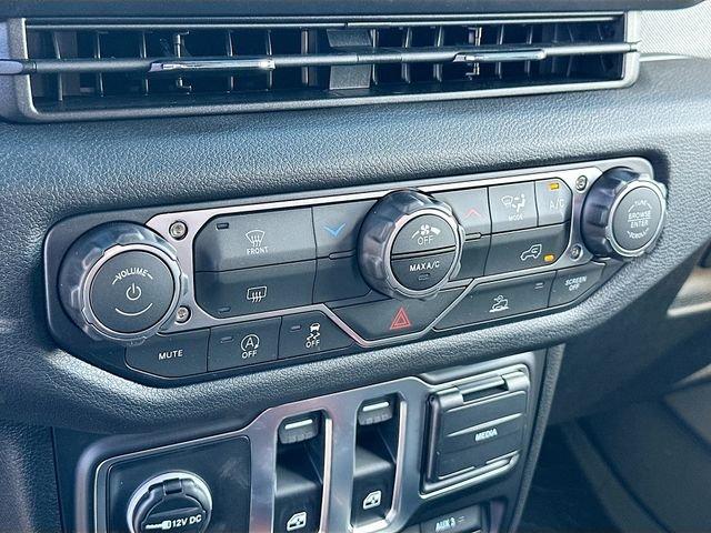 Jeep Wrangler Willys 4Wd - Thumbnail 11