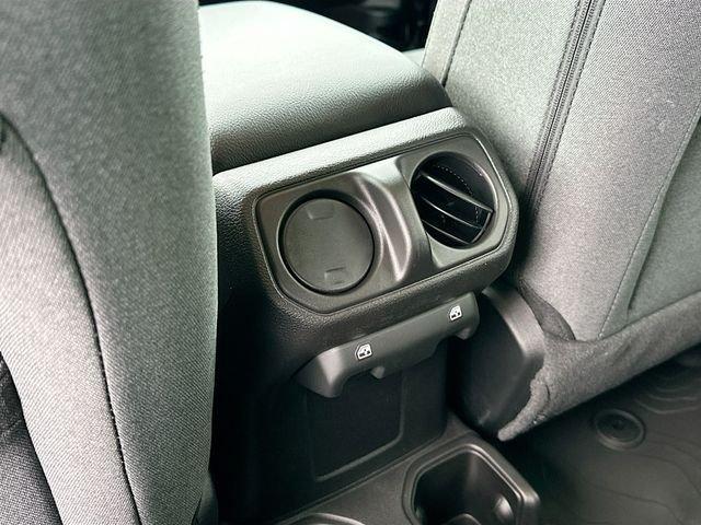 Jeep Wrangler Sport S 4Wd - Thumbnail 18