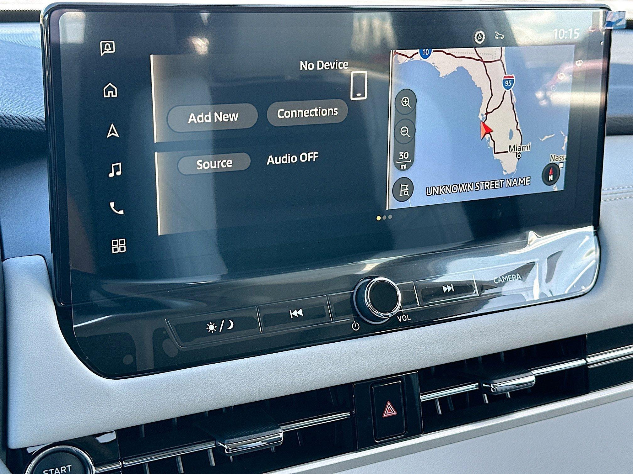 Mitsubishi Outlander Se With Navigation - Thumbnail 11