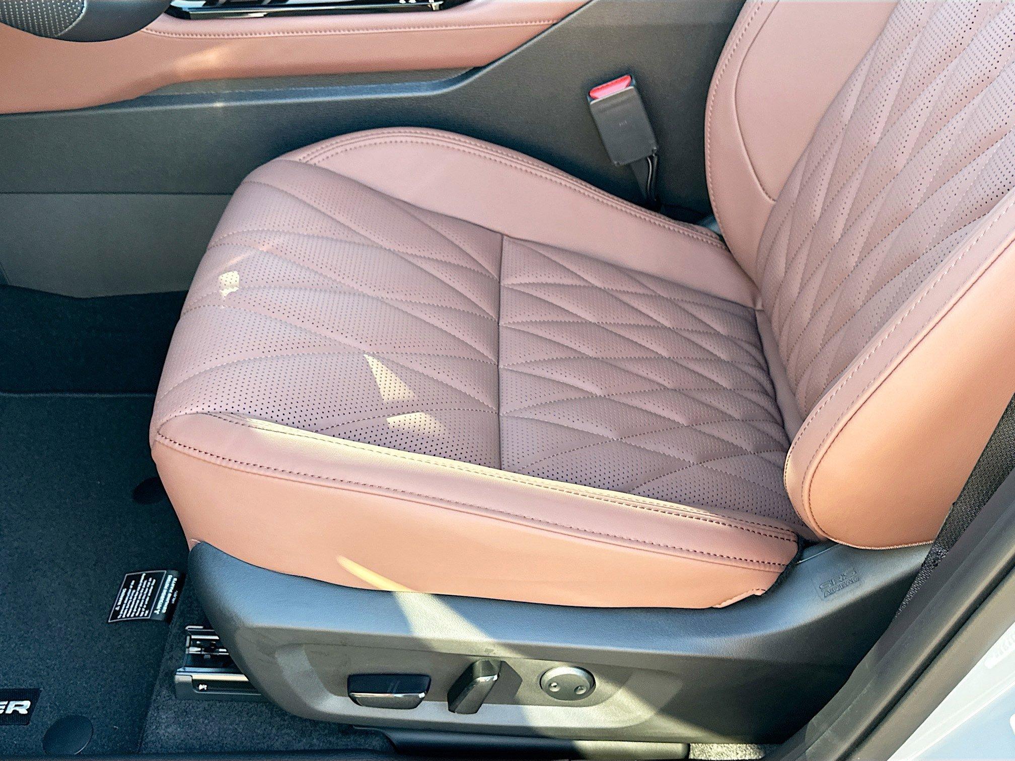 Mitsubishi Outlander Sel With Navigation - Thumbnail 15