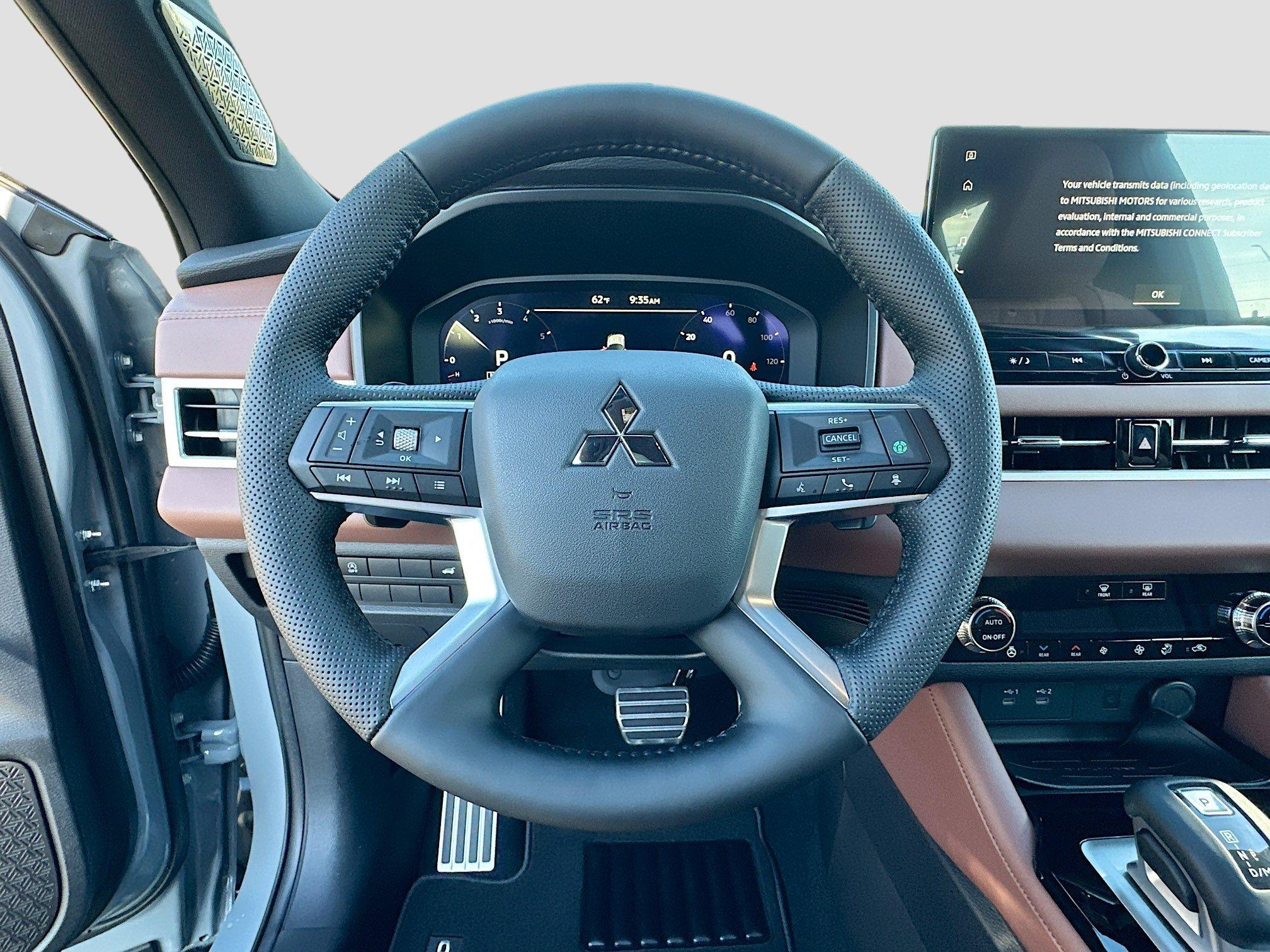 Mitsubishi Outlander Sel With Navigation - Thumbnail 8