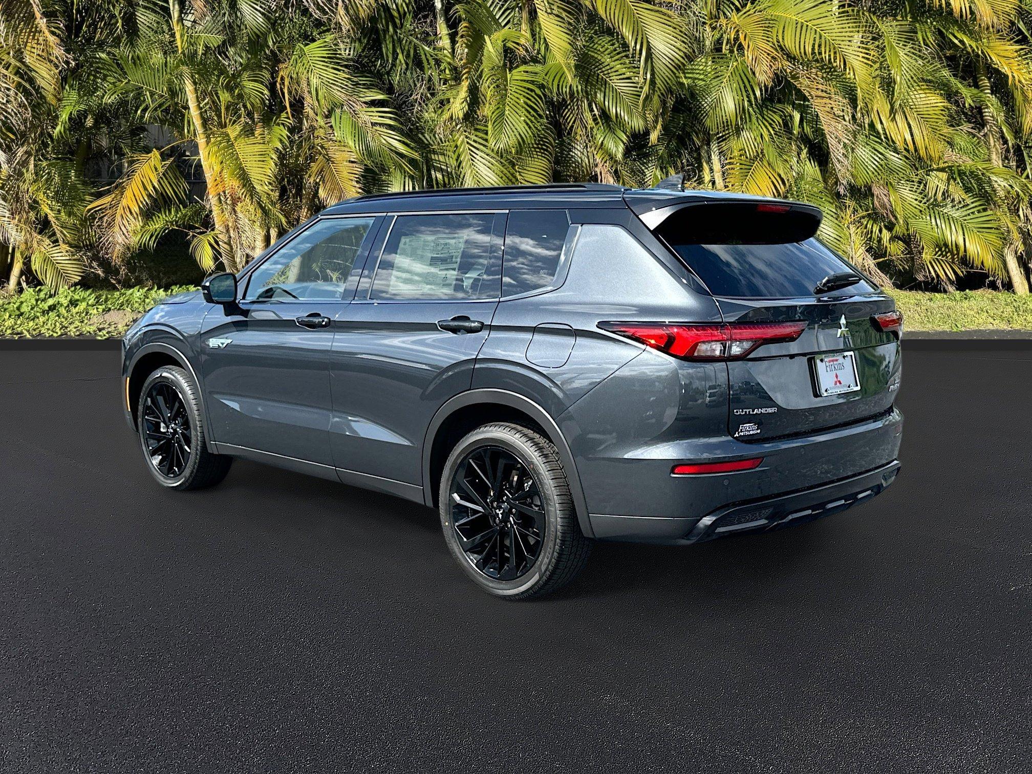 Mitsubishi Outlander Plug-In Hybrid Sel Black Edition With Navigation & 4Wd - Thumbnail 4