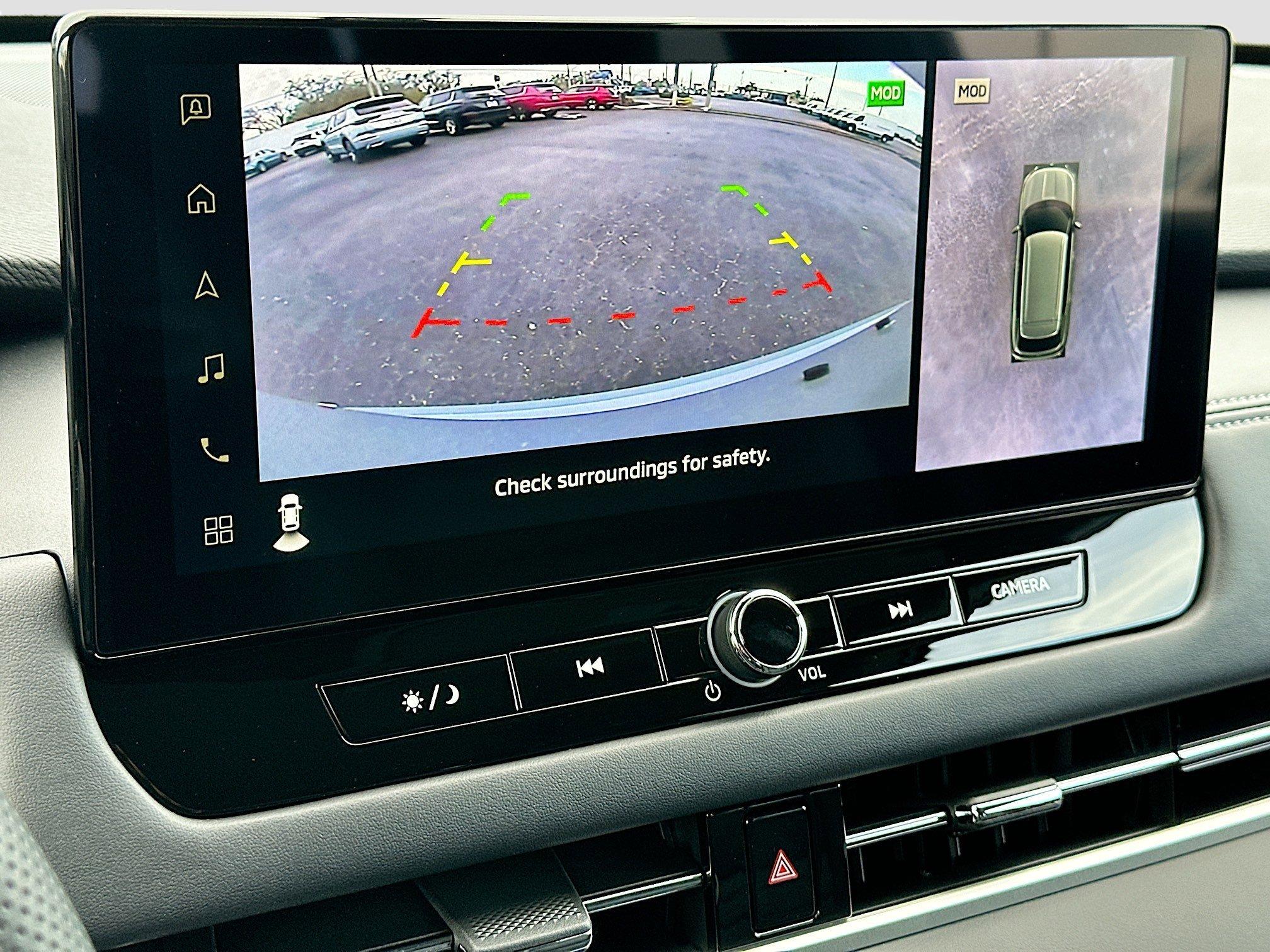 Mitsubishi Outlander Se With Navigation - Thumbnail 10