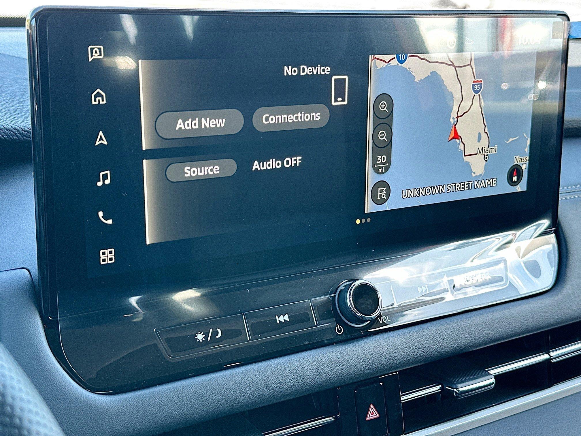 Mitsubishi Outlander Es With Navigation - Thumbnail 11