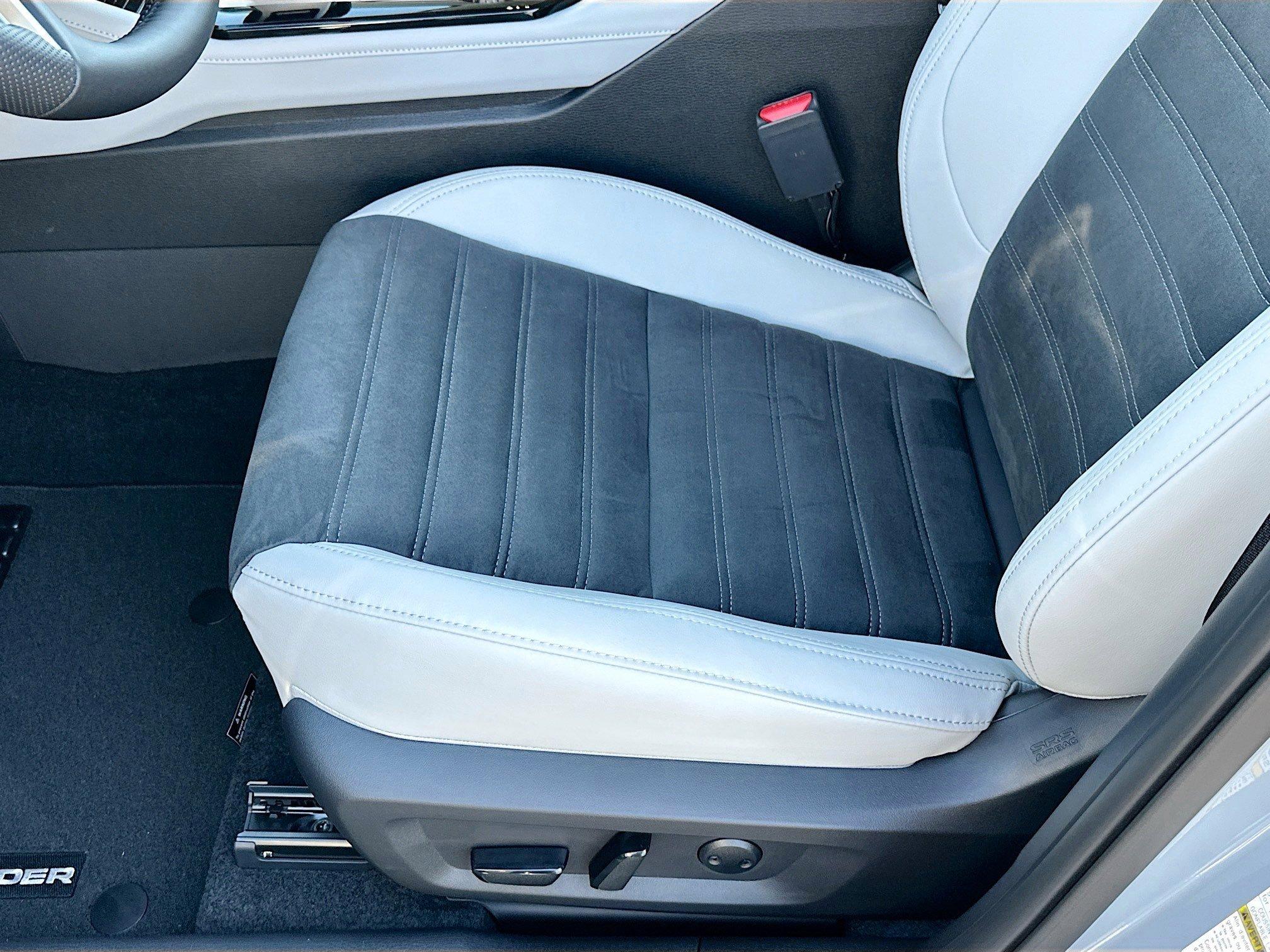 Mitsubishi Outlander Se With Navigation - Thumbnail 15