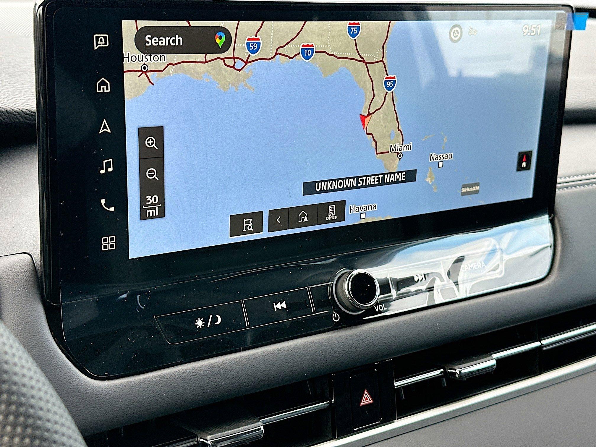Mitsubishi Outlander Se With Navigation & Awd - Thumbnail 9