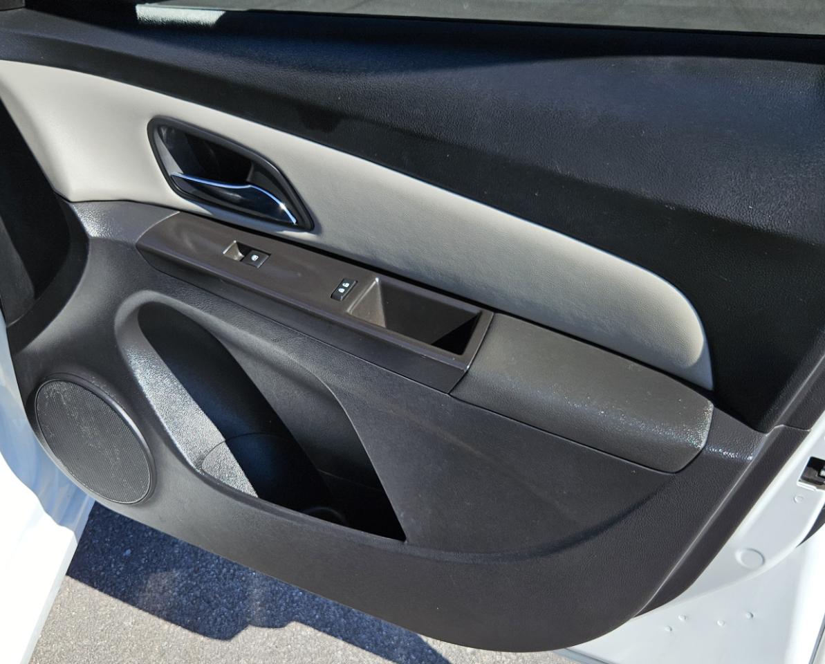 Chevrolet Cruze Limited4Dr Sdn Auto Ls - Thumbnail 18