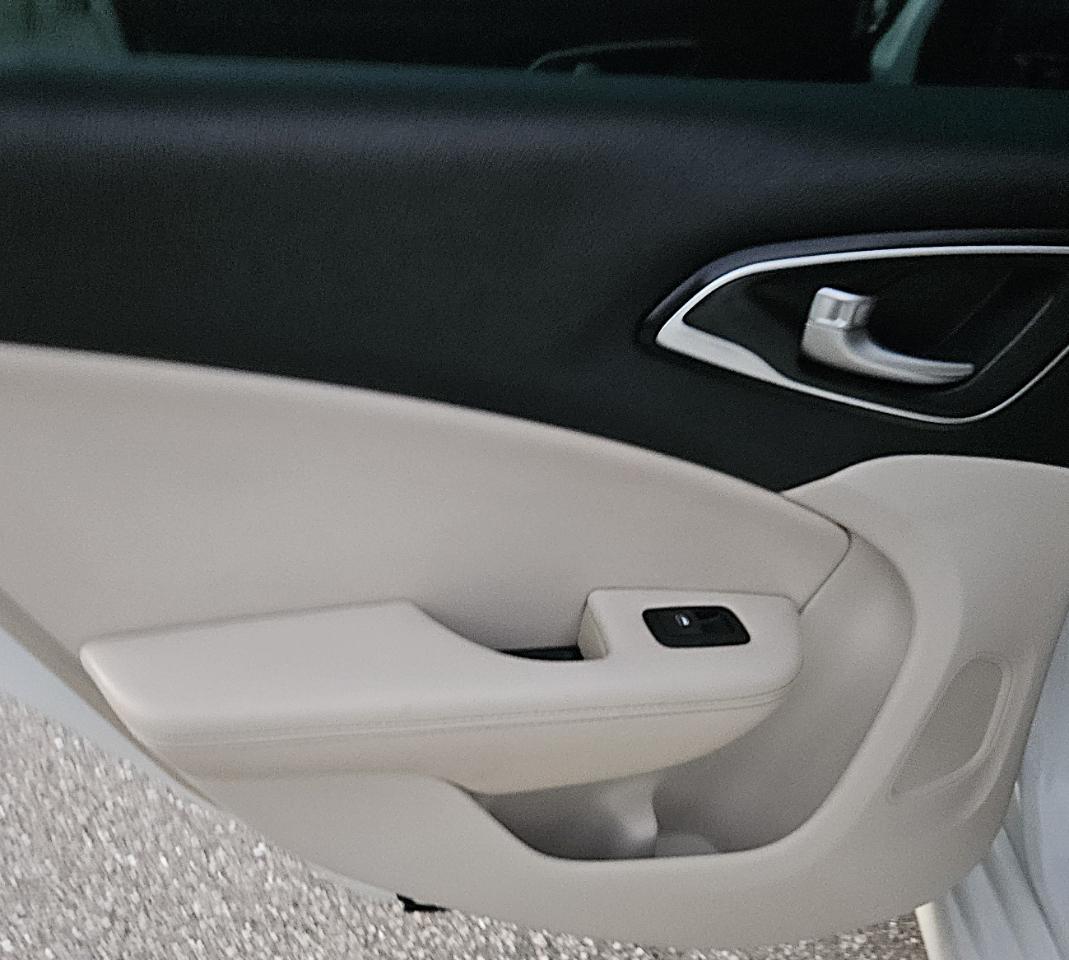 Chrysler 2004Dr Sdn Limited Platinum Fwd - Thumbnail 14