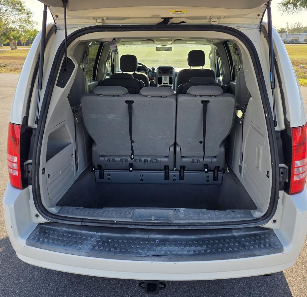 Chrysler Town & Country4Dr Wgn Touring - Thumbnail 16