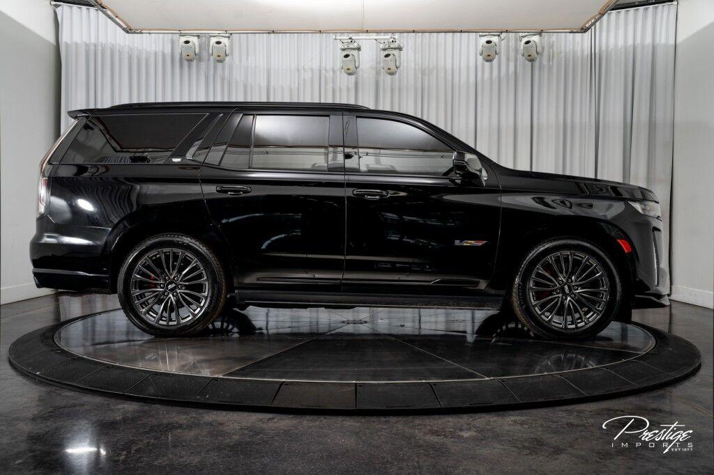 Cadillac Escalade - Thumbnail 15