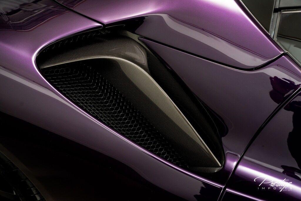 Ferrari SF90 Spider - Thumbnail 3