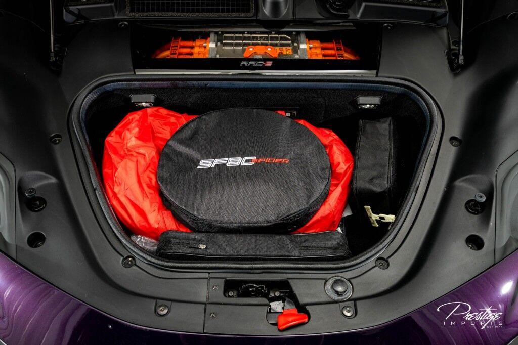 Ferrari SF90 Spider - Thumbnail 8