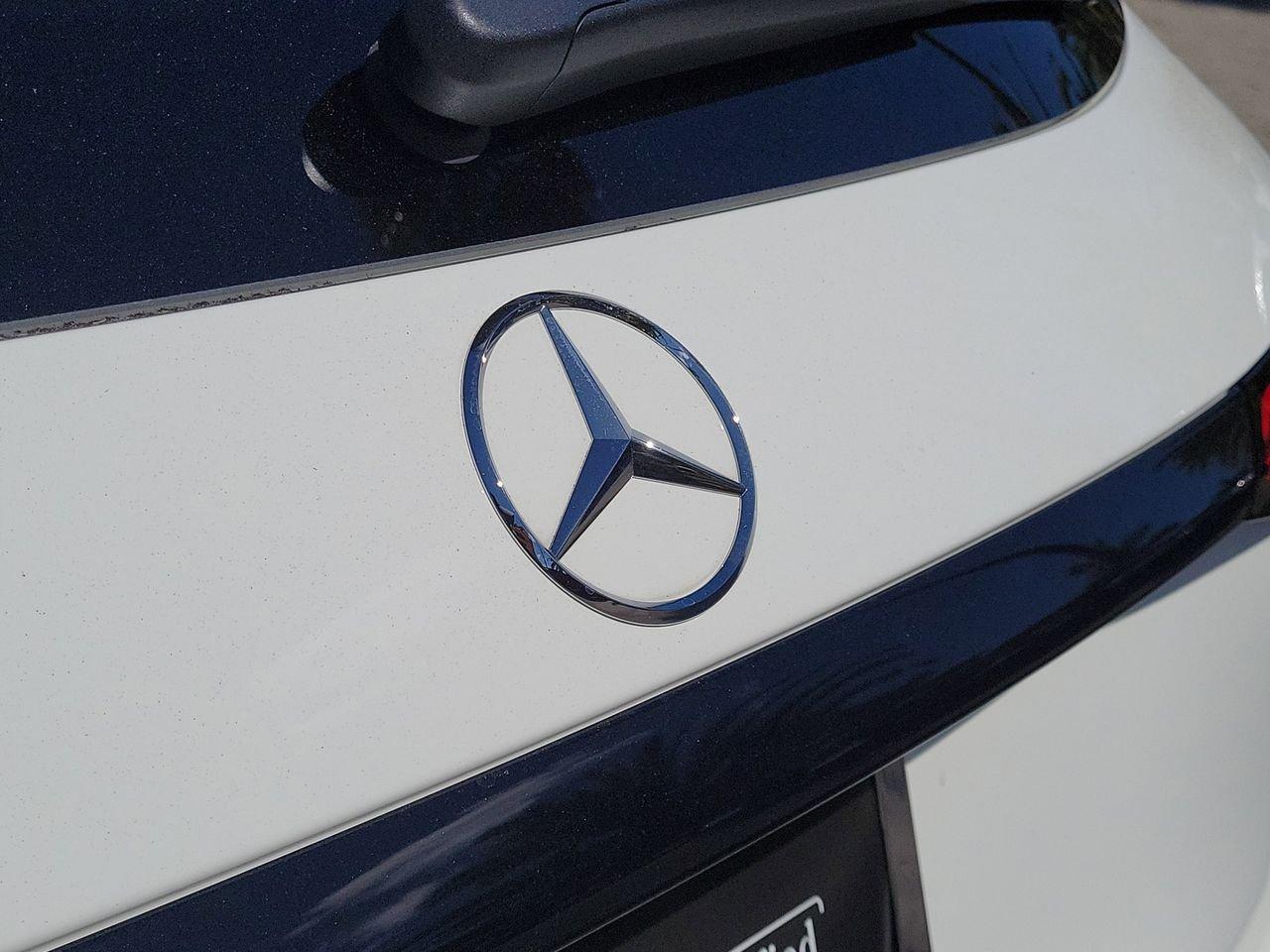 Mercedes-Benz Glc 300 - Thumbnail 9