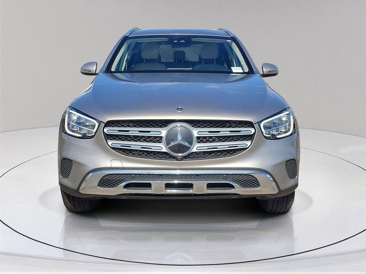 Mercedes-Benz Glc 300 - Thumbnail 3