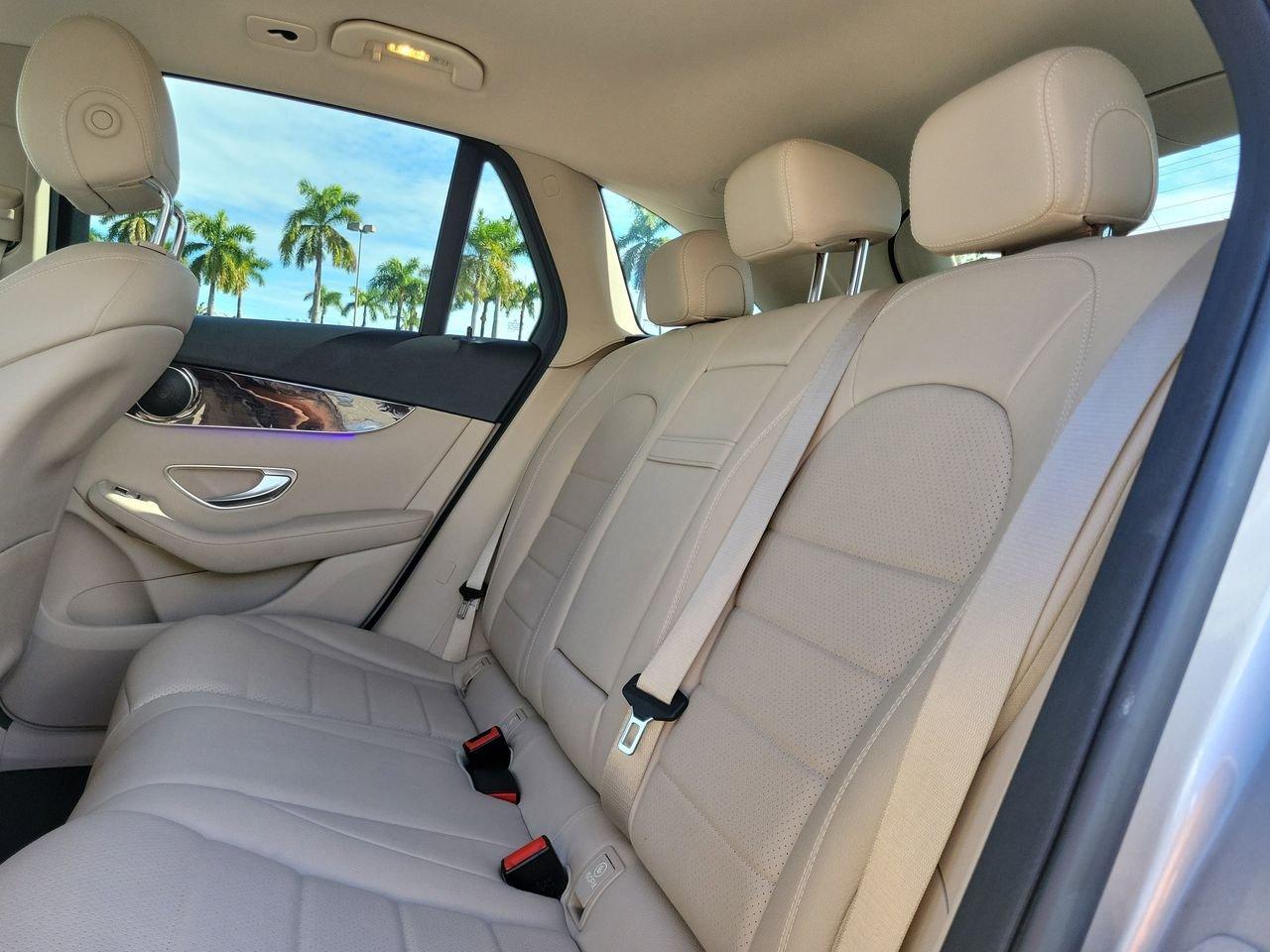 Mercedes-Benz Glc 300 - Thumbnail 13