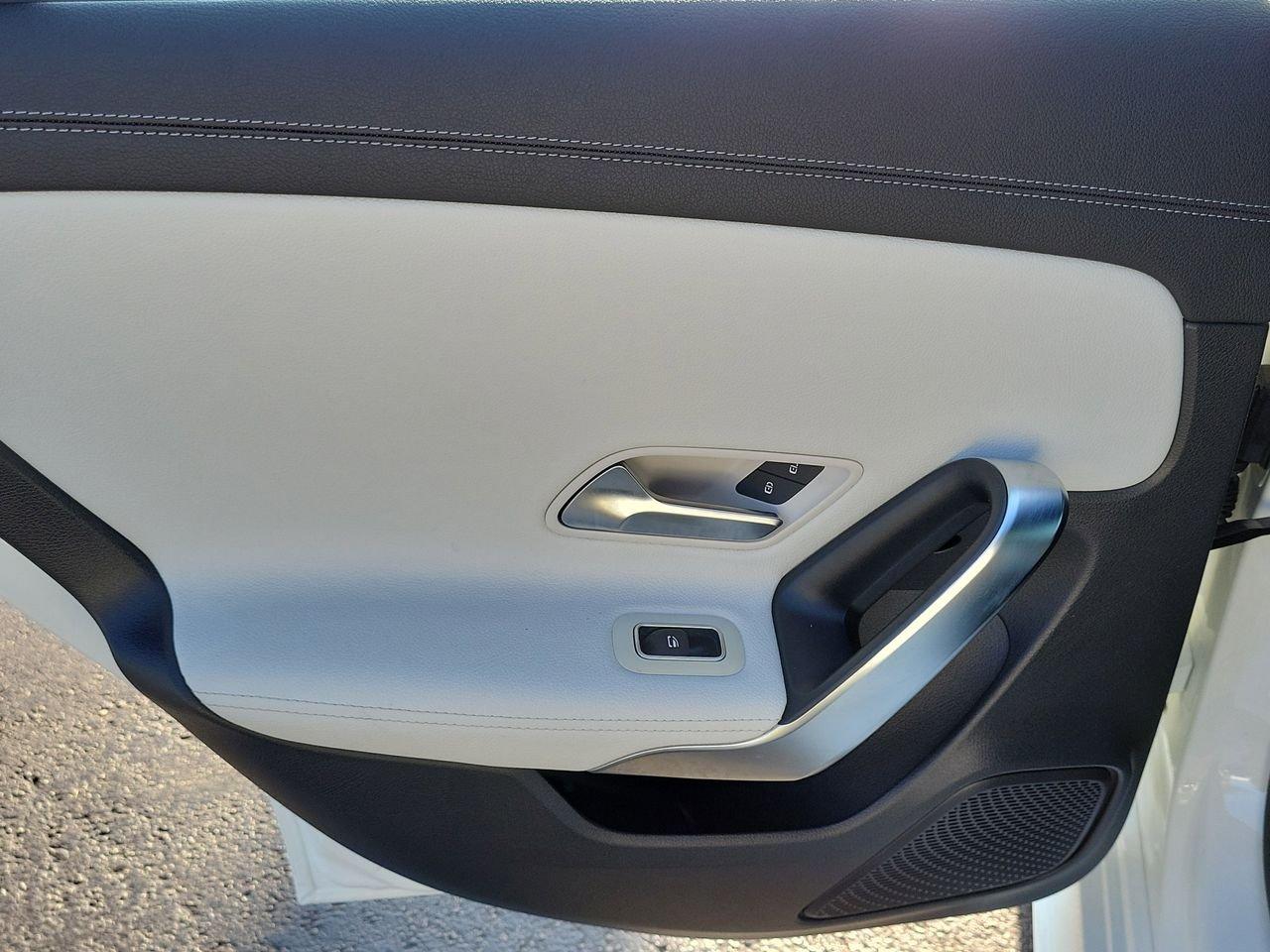 Mercedes-Benz Cla 250 - Thumbnail 11