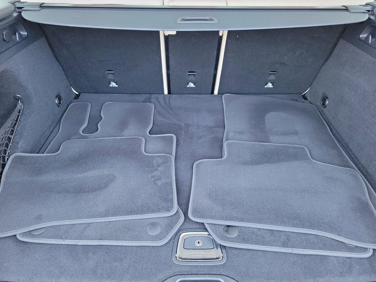 Mercedes-Benz Glc 300 - Thumbnail 9