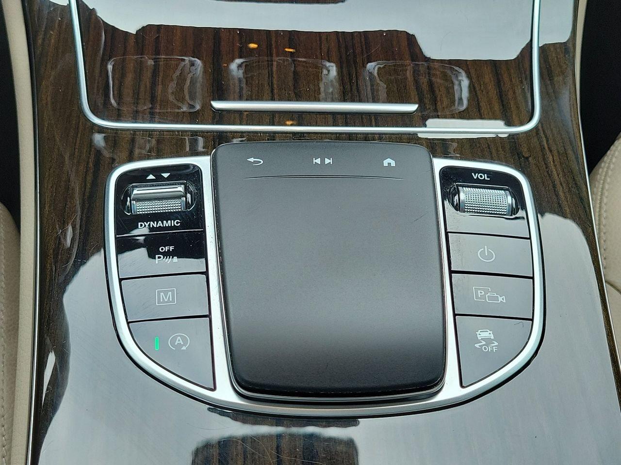 Mercedes-Benz Glc 300 - Thumbnail 20