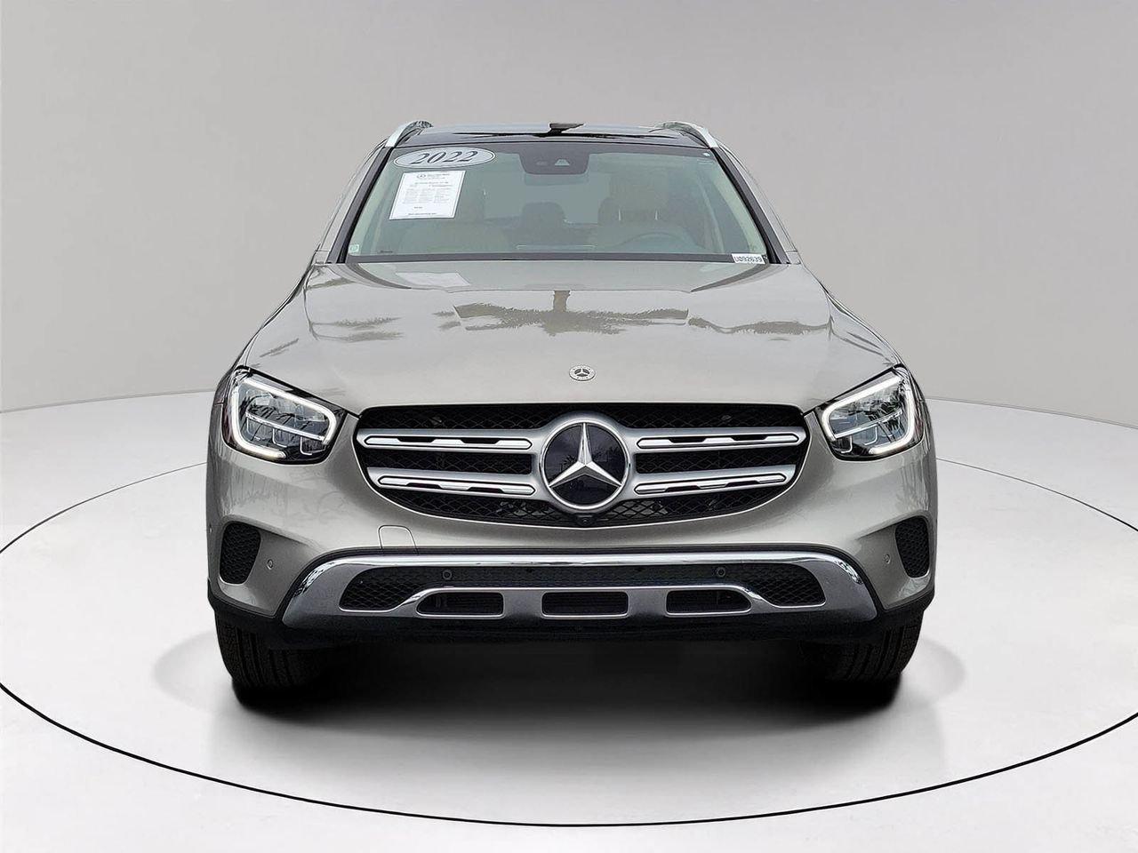 Mercedes-Benz Glc 300 - Thumbnail 3