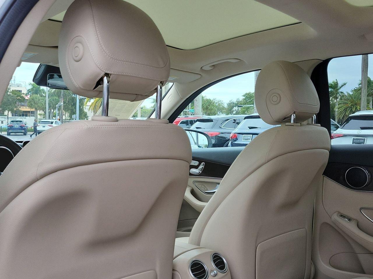 Mercedes-Benz Glc 300 - Thumbnail 11