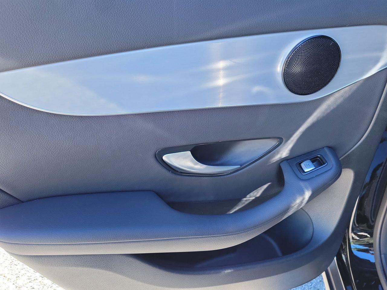 Mercedes-Benz Glc 300 - Thumbnail 12