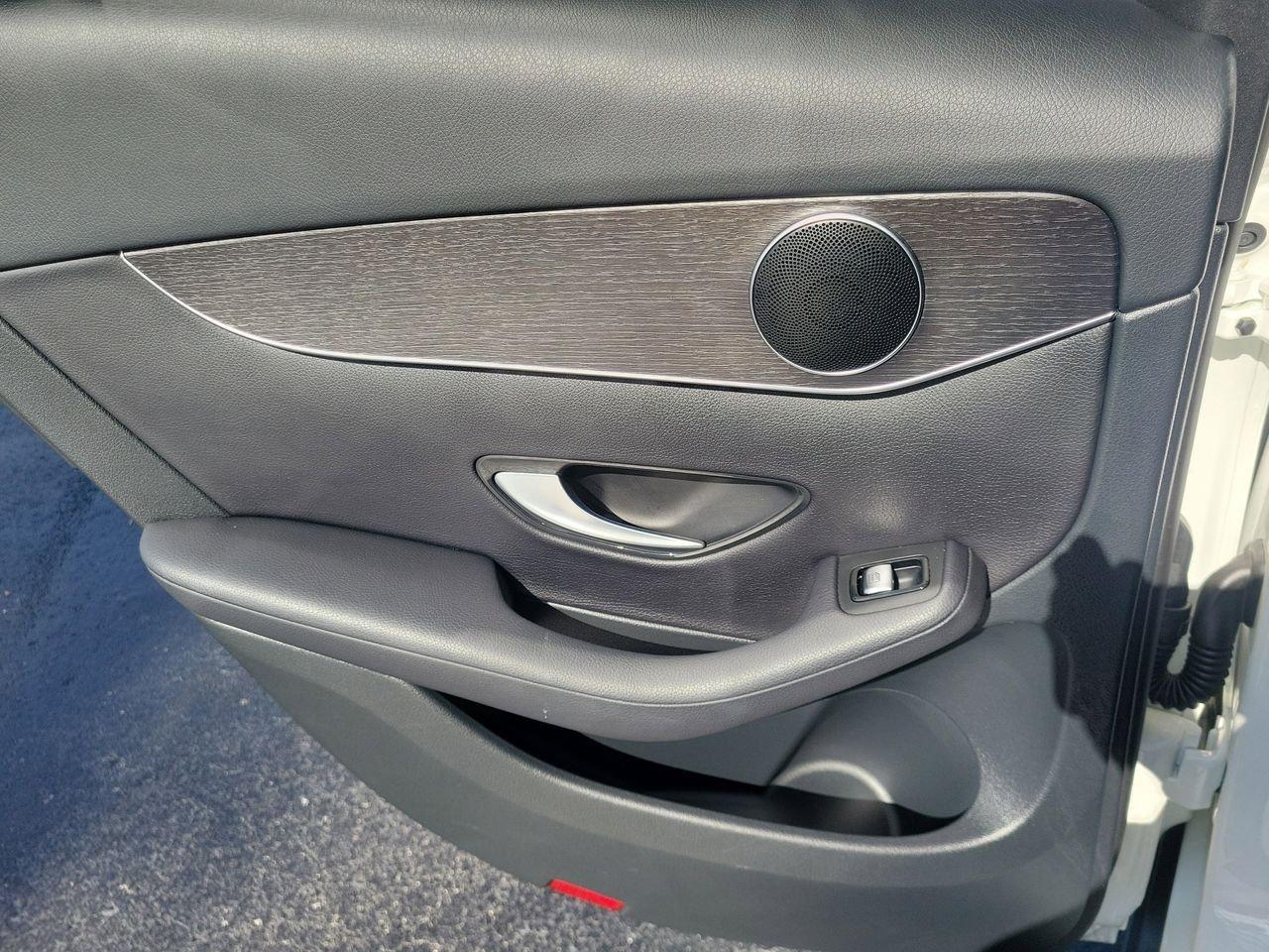 Mercedes-Benz Glc 300 - Thumbnail 14