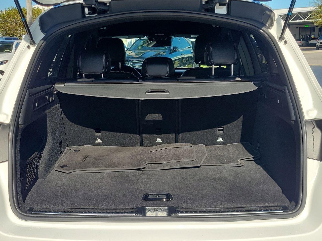 Mercedes-Benz Glc 300 - Thumbnail 9