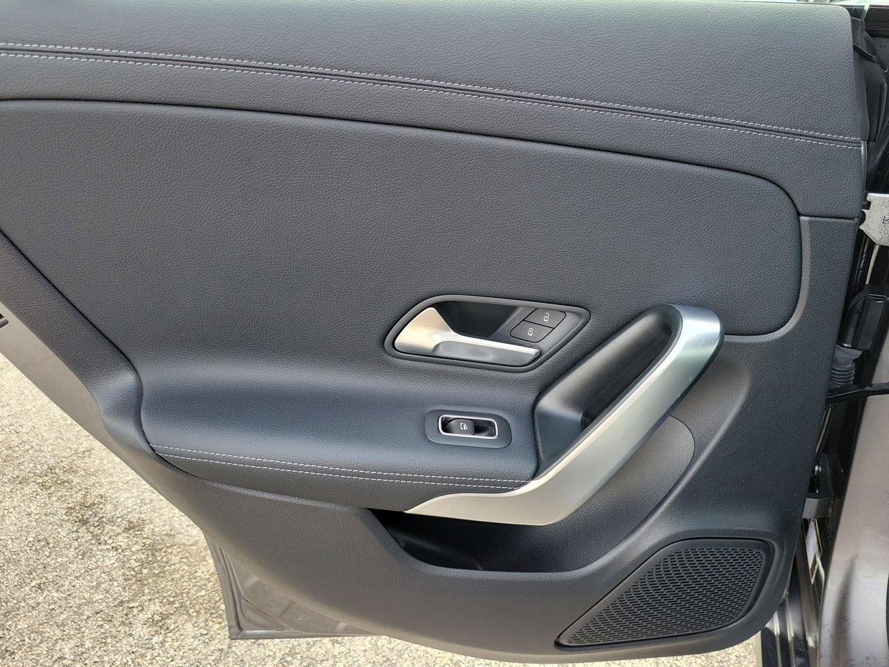 Mercedes-Benz Cla 250 - Thumbnail 11