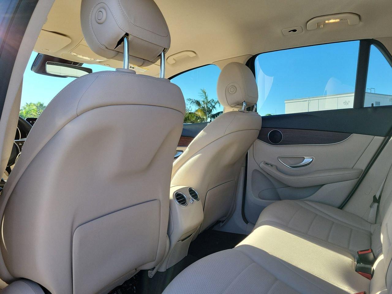 Mercedes-Benz Glc 300 - Thumbnail 15