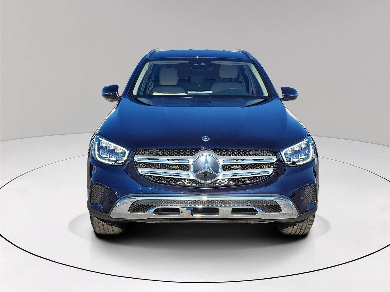 Mercedes-Benz Glc 300 - Thumbnail 3