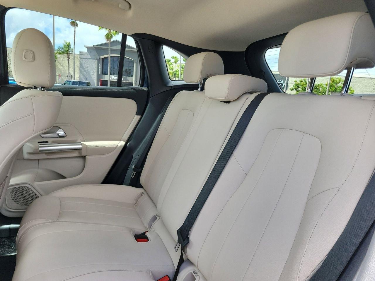 Mercedes-Benz Gla 250 - Thumbnail 14