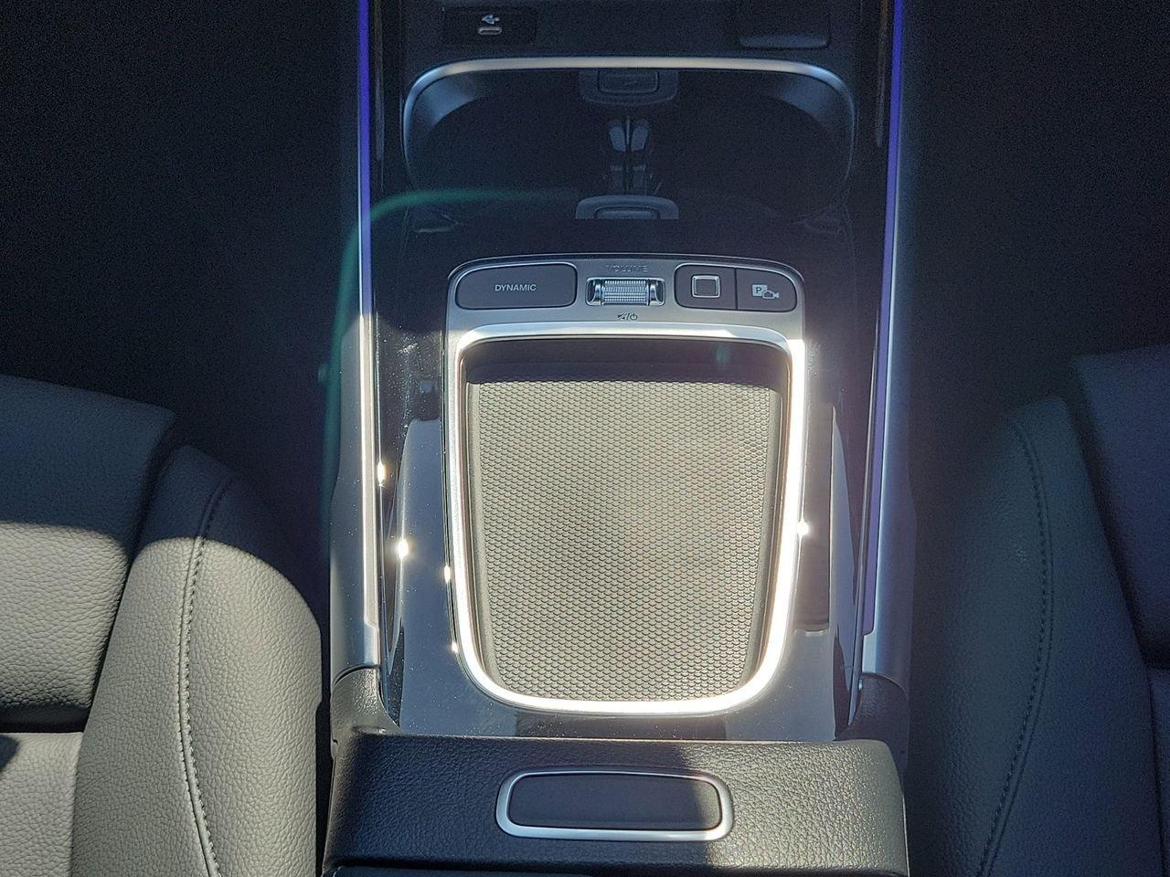 Mercedes-Benz Glb 250 - Thumbnail 18