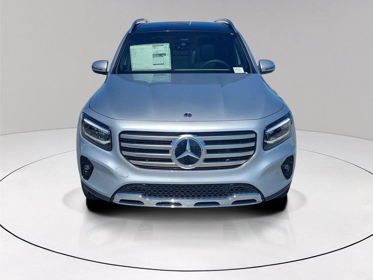 Mercedes-Benz Glb 250 - Thumbnail 3