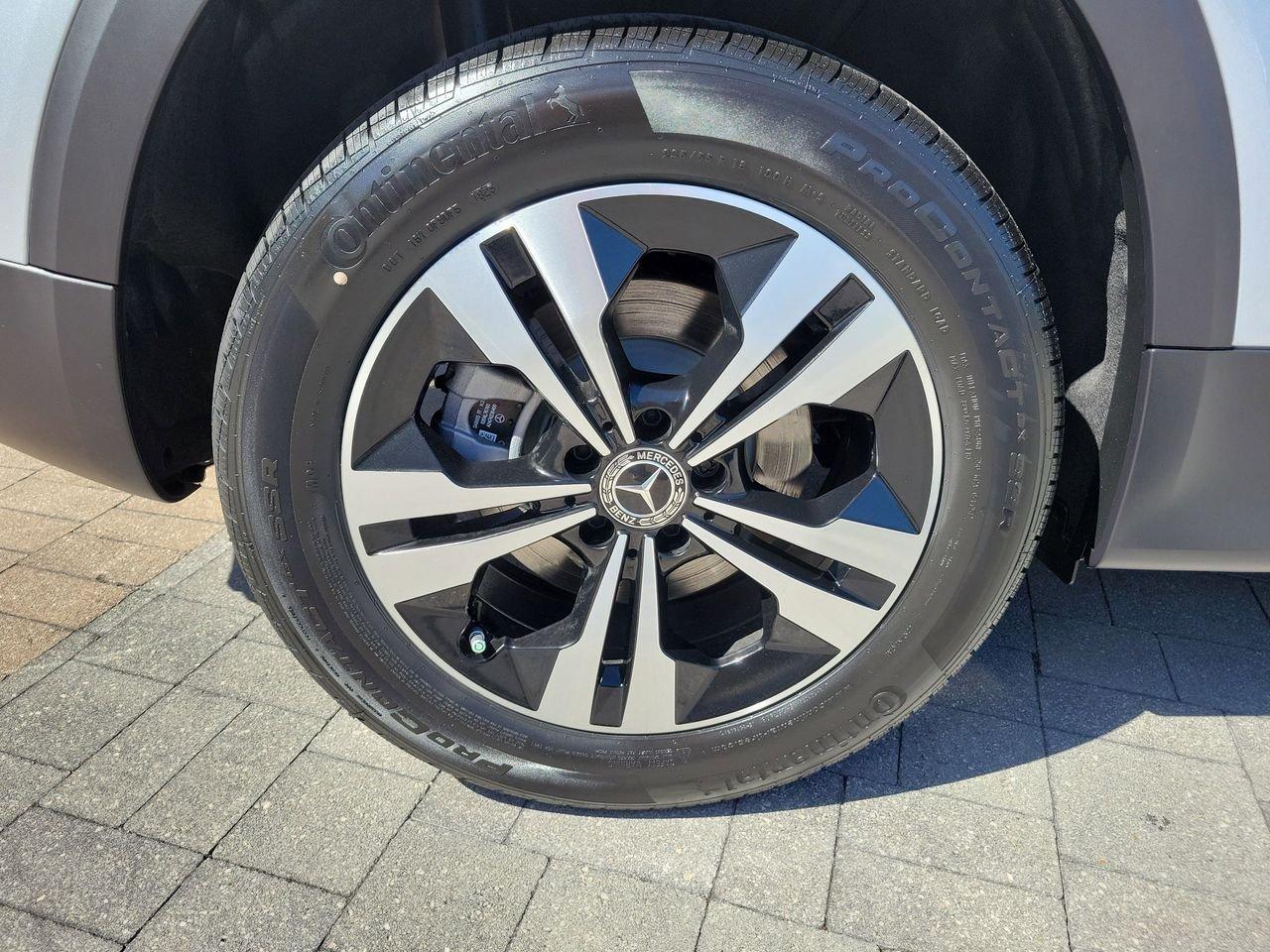 Mercedes-Benz Glb 250 - Thumbnail 8