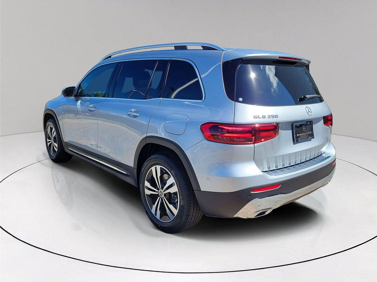 Mercedes-Benz Glb 250 - Thumbnail 5