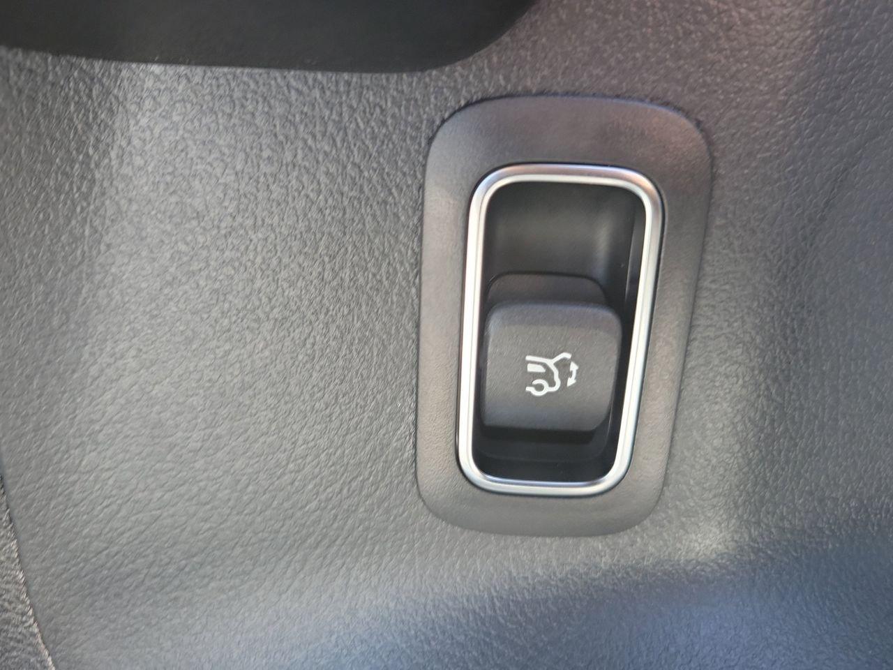 Mercedes-Benz Glb 250 - Thumbnail 20