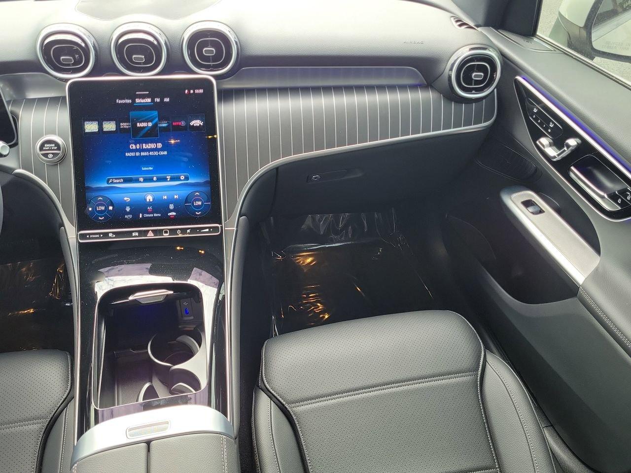 Mercedes-Benz Glc 300 - Thumbnail 17