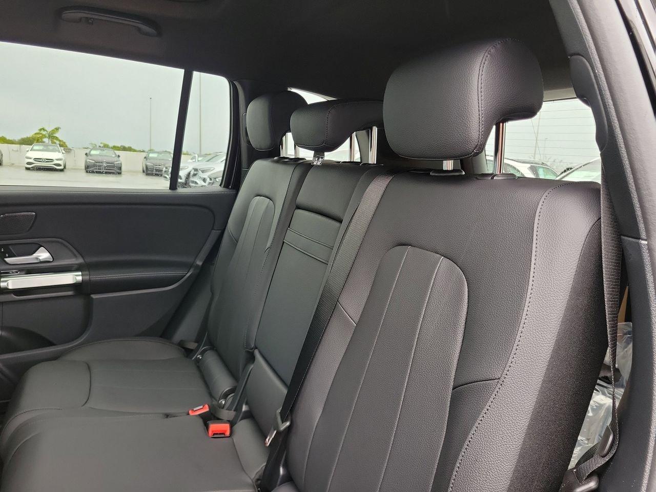 Mercedes-Benz Glb 250 - Thumbnail 14