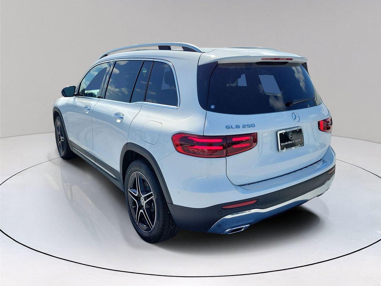 Mercedes-Benz Glb 250 - Thumbnail 5