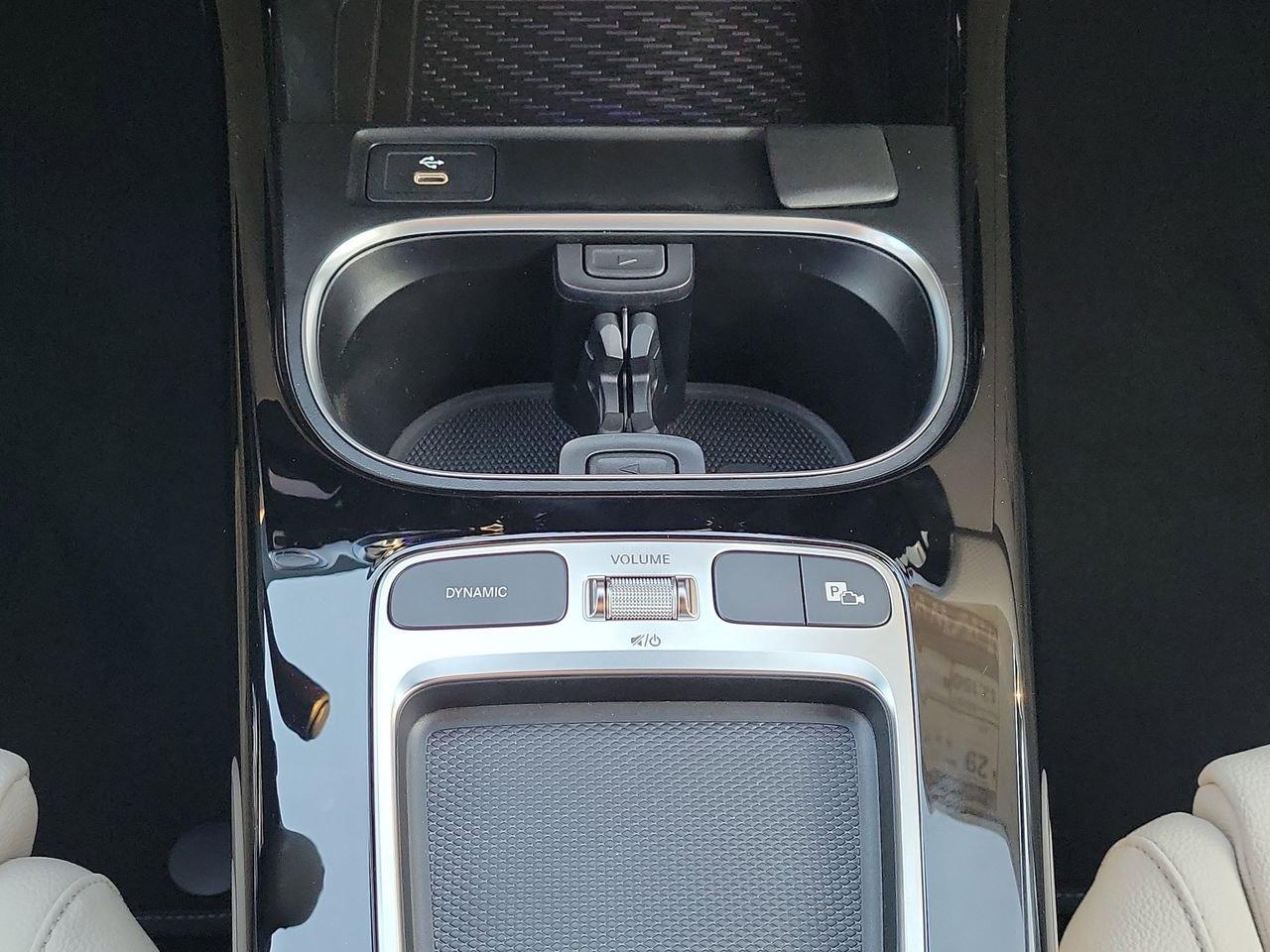 Mercedes-Benz Cla 250 - Thumbnail 20