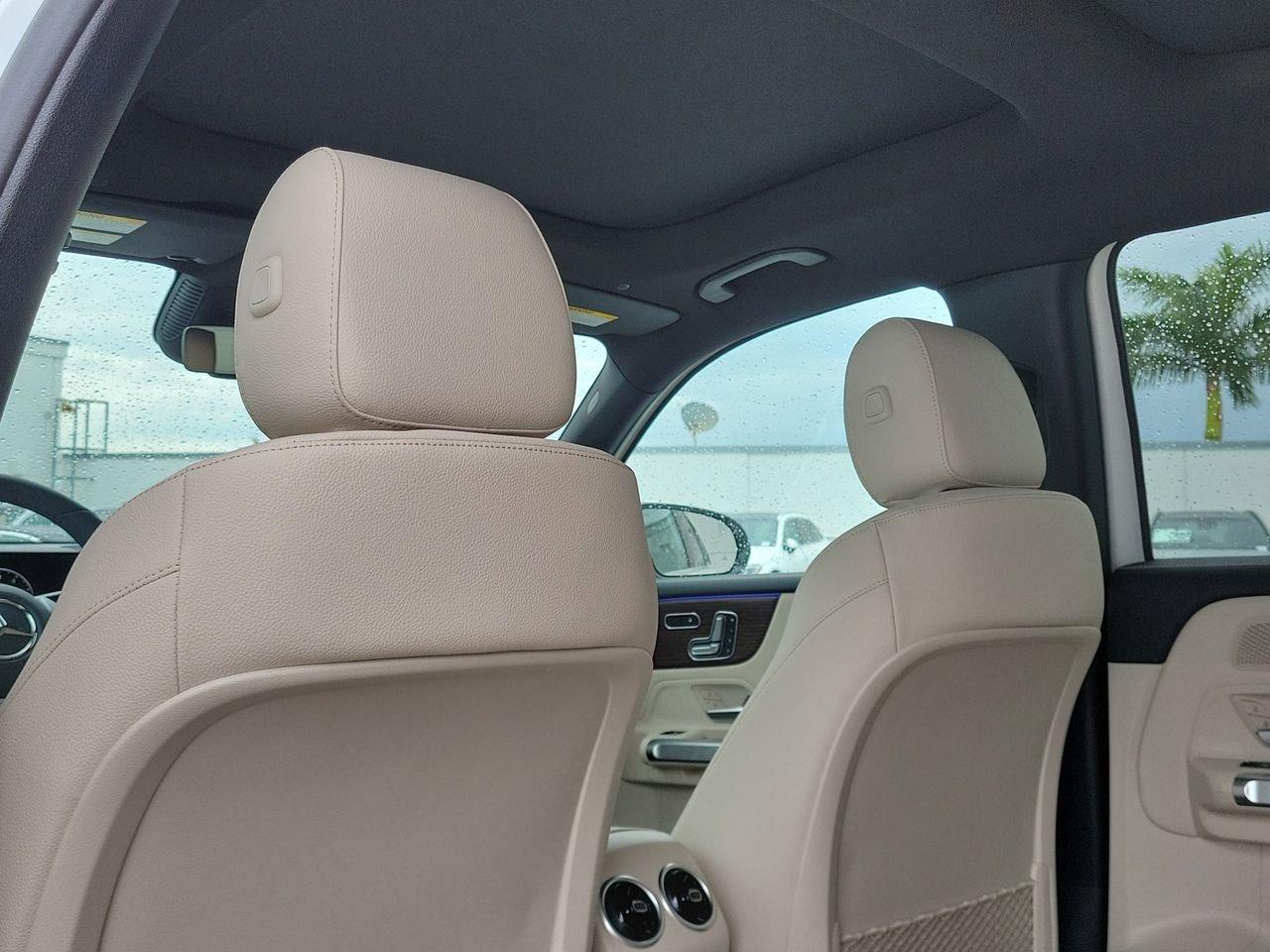 Mercedes-Benz Glb 250 - Thumbnail 12