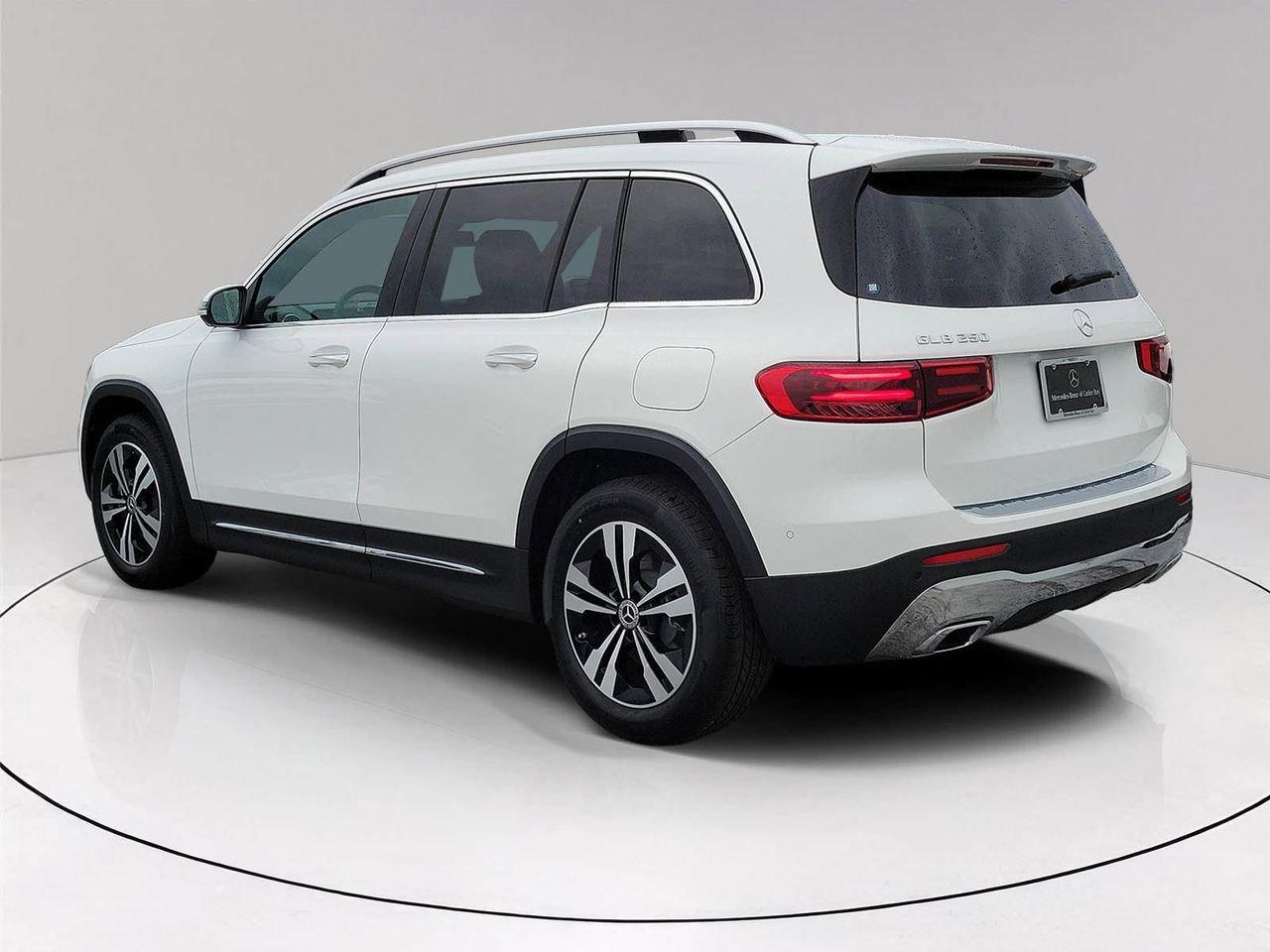 Mercedes-Benz Glb 250 - Thumbnail 5