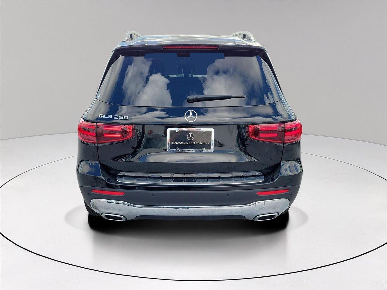 Mercedes-Benz Glb 250 - Thumbnail 6