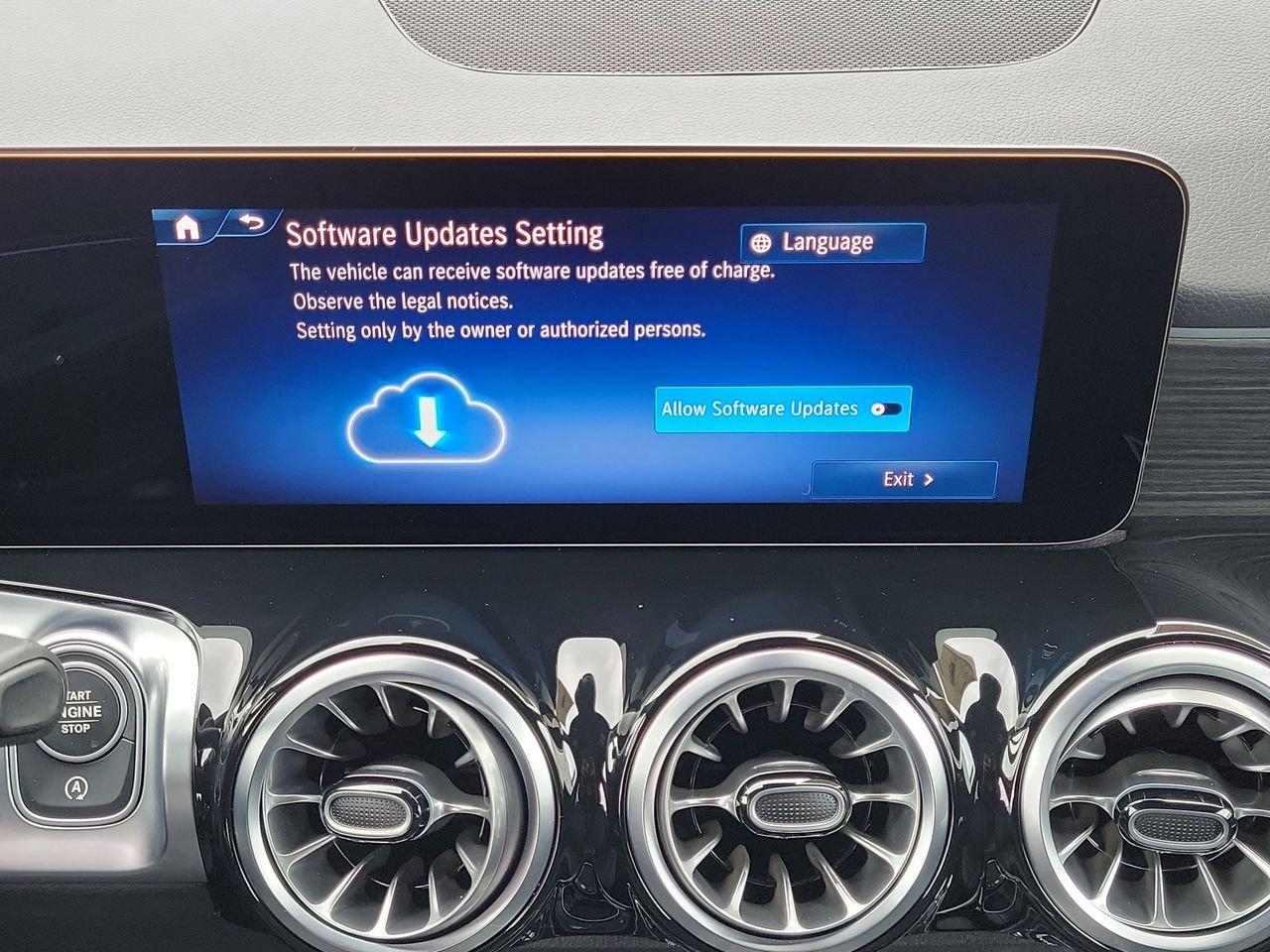 Mercedes-Benz Glb 250 - Thumbnail 18