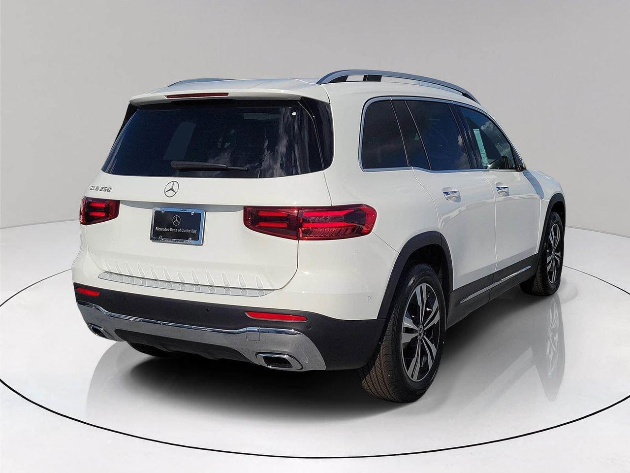 Mercedes-Benz Glb 250 - Thumbnail 7